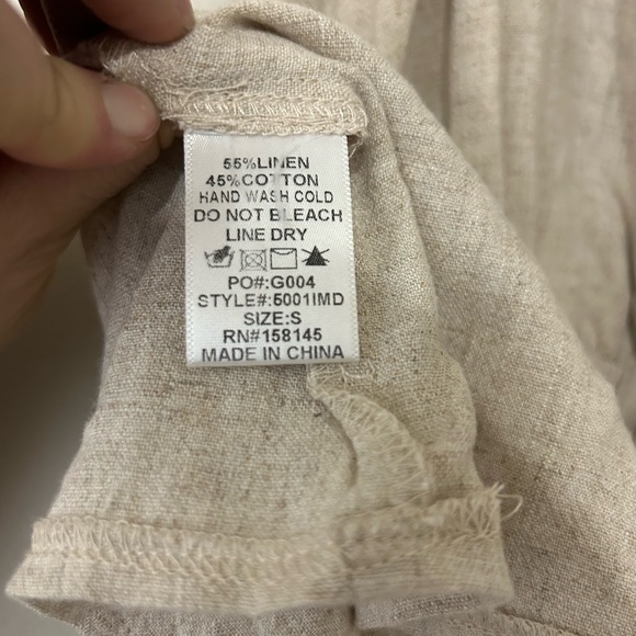 Mini to midi in length safari-esque dress - Picture 3 of 4